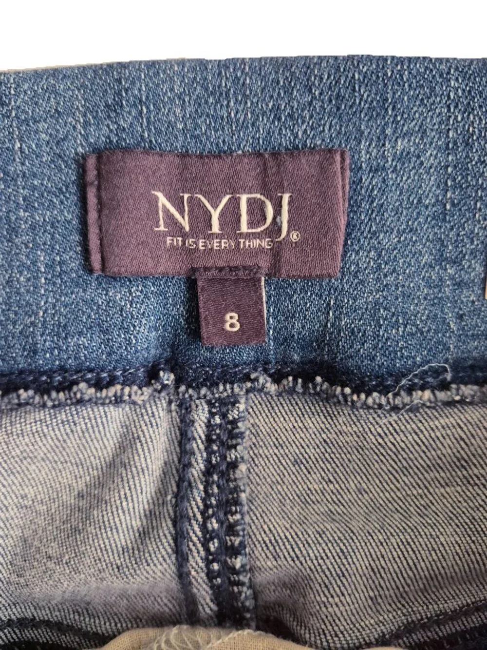NYDJ nwt pull